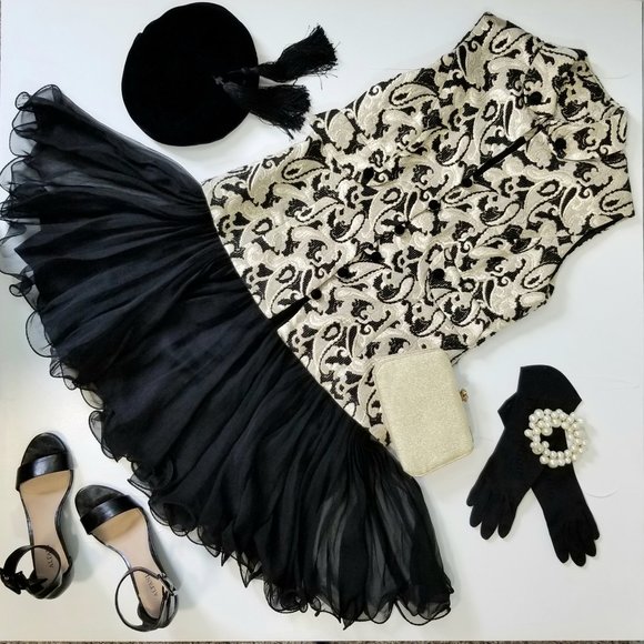 FIND THESE BEAUTIES & SO MUCH MORE IN MY CLOSET! - Picture 1 of 5